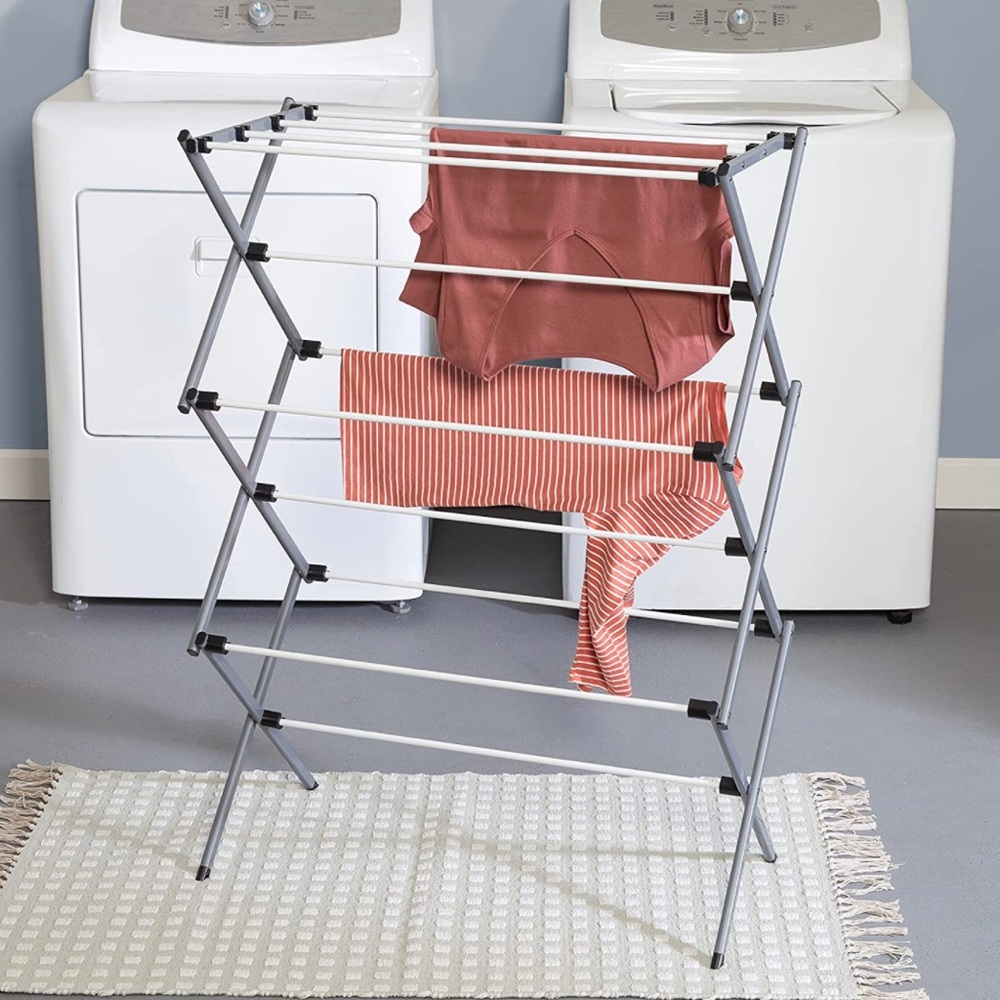 Clothes drying rack